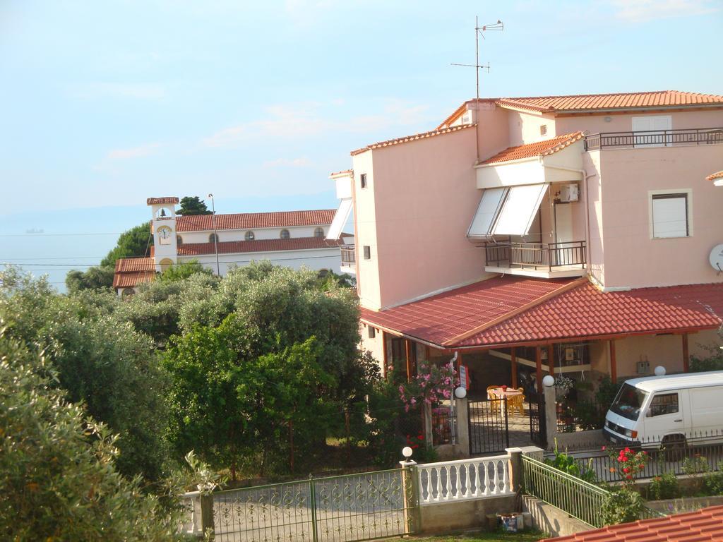 Filaktos Studios Skala Sotiros Buitenkant foto