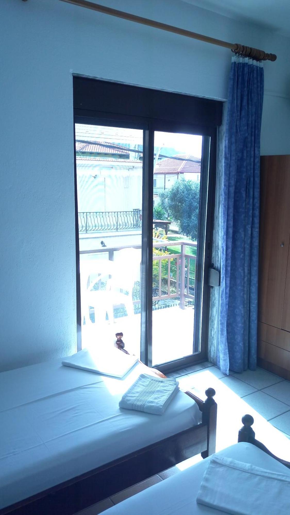 Filaktos Studios Skala Sotiros Kamer foto