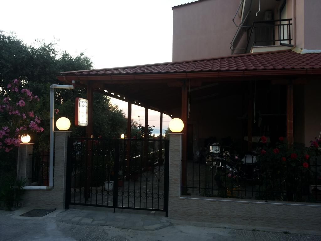 Filaktos Studios Skala Sotiros Buitenkant foto